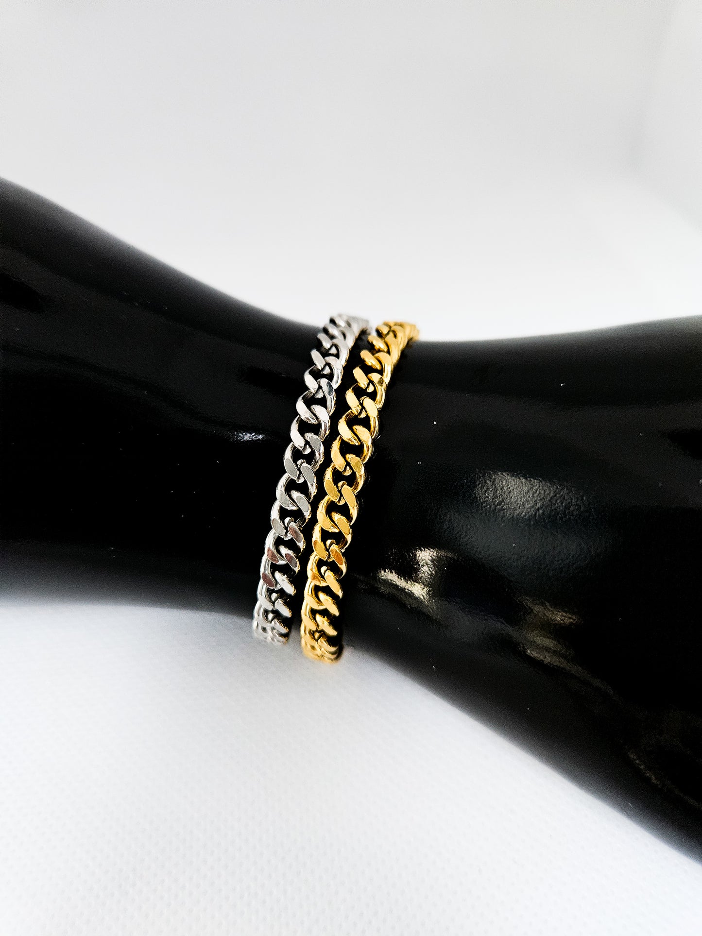 Cuban Bracelet – Bold & Durable