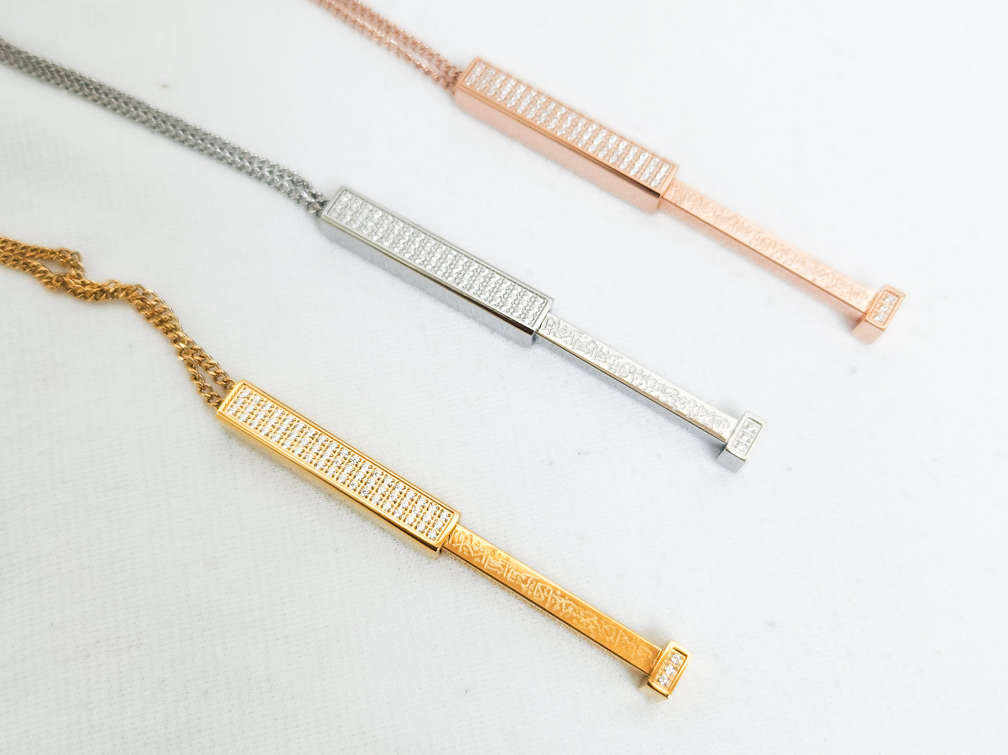 Retractable Kursi 3D bar zircon pendant