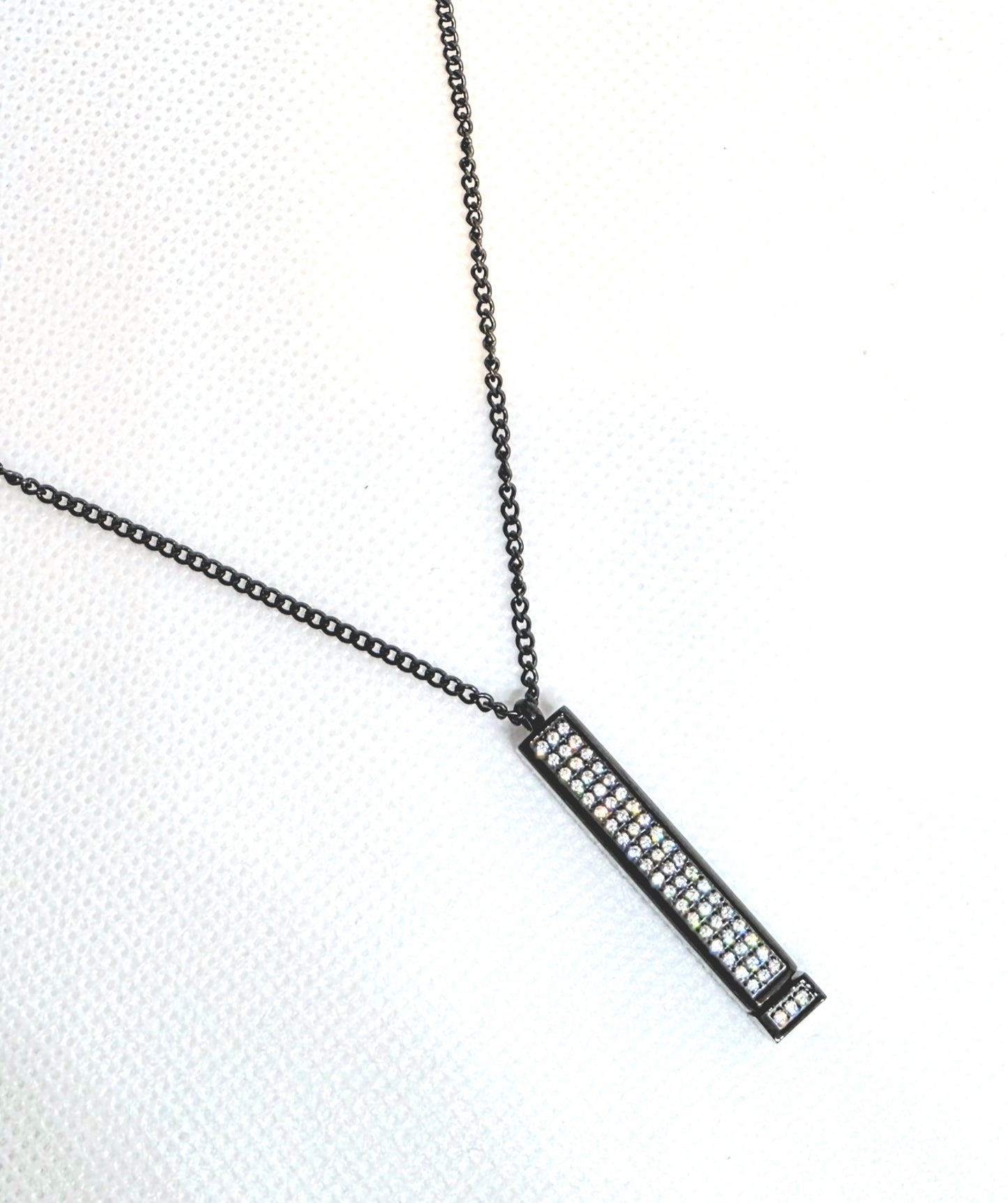 Retractable Kursi 3D bar zircon pendant