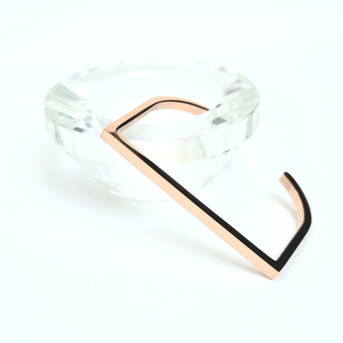 D shaped bar cuff bangle